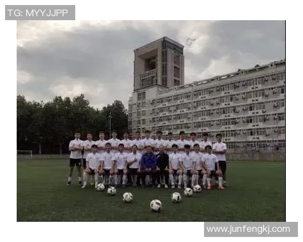 西安足球队边路渗透战术解析与实践探讨 西安足球队边路渗透战术解析与实践探讨