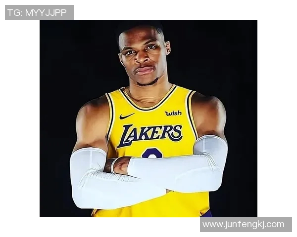 足球明星们如何看待威少的球场表现与职业生涯的起伏 足球明星们如何看待威少的球场表现与职业生涯的起伏